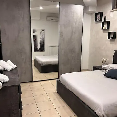 Domus Acquedotto Apartman