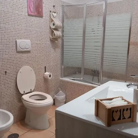 Domus Acquedotto Apartment *